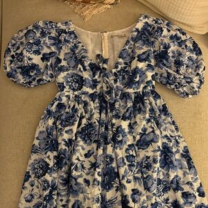 Abercrombie & Fitch blue floral dress